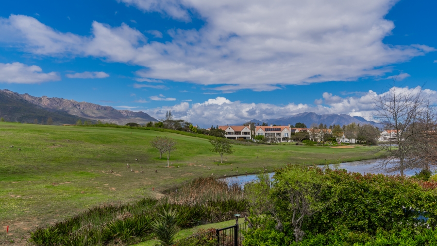 4 Bedroom Property for Sale in Boschenmeer Golf Country Estate Western Cape